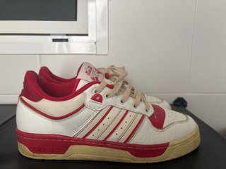 Zapatillas Adidas Rivalry Blancas y Rojas