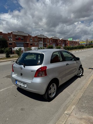 Toyota Yaris 1.3 2007 , Pegatina C