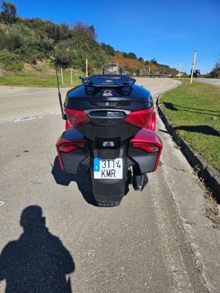 Can-Am Spyder F3 Trike Rojo