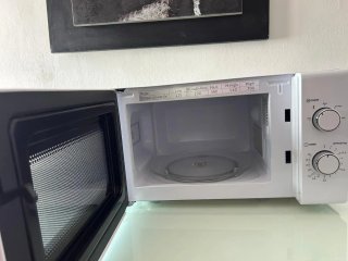 Placa vitrocerámica Jata + Microondas