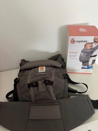 Mochila Ergobaby Adapt SoftFlex Mesh Gris