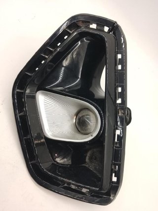Kia 1410 faro antiniebla der 86526-h8410 stonic