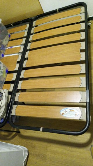Cama individual con somier 80x1.90