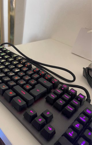 Tastiere meccaniche RGB G153 cablate
