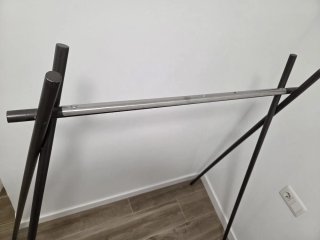 MAGNÍFICO PERCHERO / BURRO DE ROPA