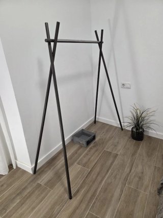 MAGNÍFICO PERCHERO / BURRO DE ROPA