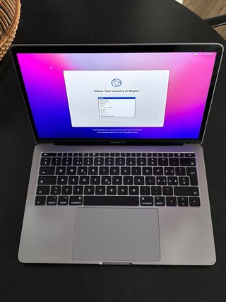 MacBook Pro 2016 i5 8GB 256GB QWERTZ