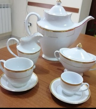 Servizio piatti caffè e the