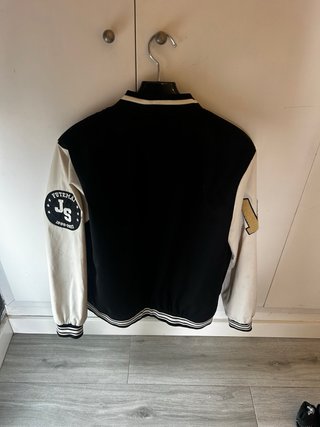 Chaqueta fina bordada A