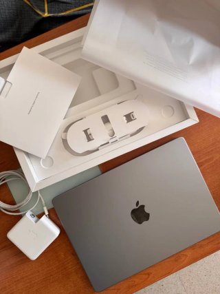 MacBook Pro 14 M1 Pro