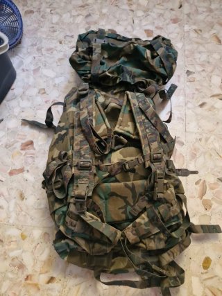 Mochila militar Altus camuflaje