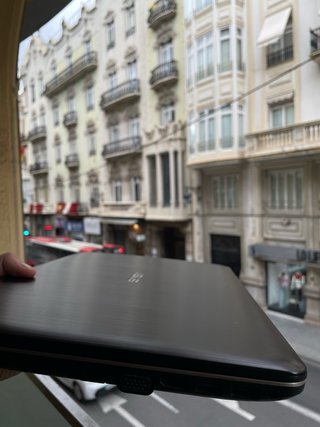 Portátil ASUS i5 7ª Gen NVIDIA 920MX 15