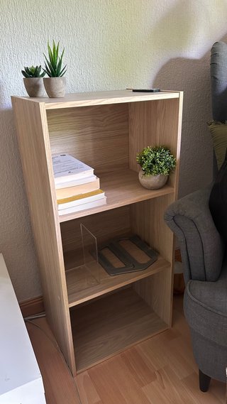 Estantería de madera