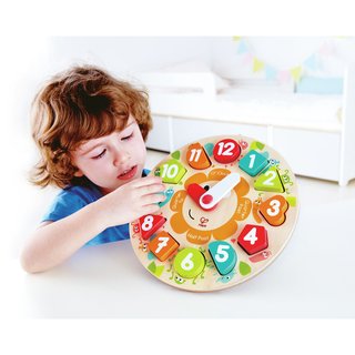 HAPE. Reloj infantil en inglés.