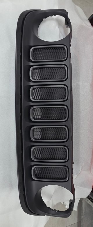 Parrilla Jeep Renegade 2014-2018