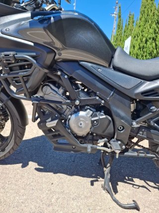 Suzuki V-Strom 650 Adventure Gris