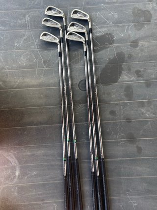 Palos de golf y accesorios