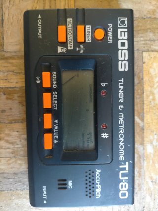Afinador SEIKO SAT 100 Guitarra y Bajo