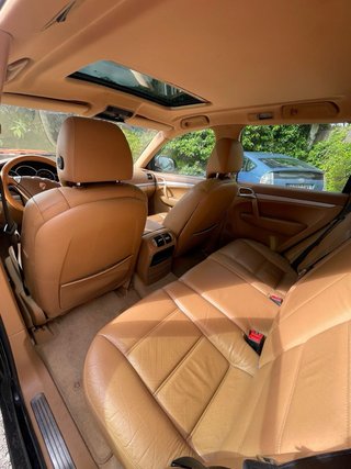 Porsche Cayenne 2004