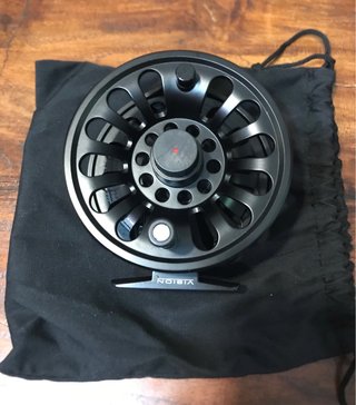 Carrete Vision Deep 910 + Líneas de Pesca