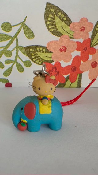 Lotto 3 Charm Hello Kitty Sanrio Vintage