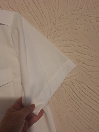 Camisa blanca uniforme