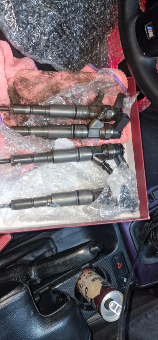 Injectores BMW E46 320D