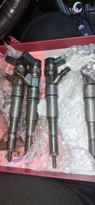 Injectores BMW E46 320D
