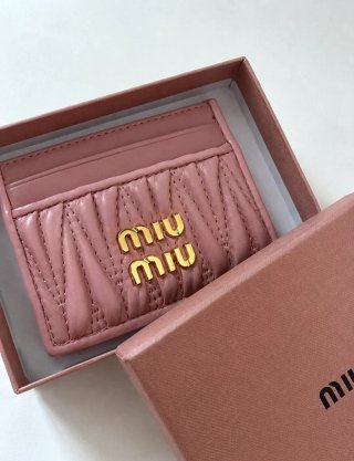 Miu Miu Carterita Acolchada