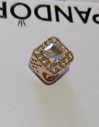 Charm Pandora Oro rosa