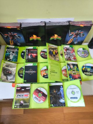 Xbox 360 Negra como nueva + 11 juegos