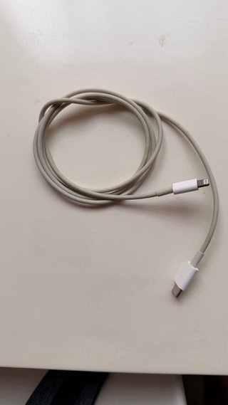 iPhone 13 Plata 128GB Batería 76%