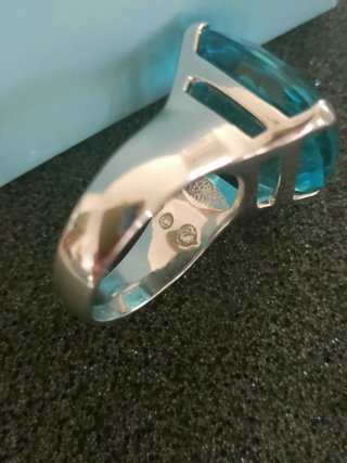 Anillo Swarovski  Merlín indicolite Talla 9/60