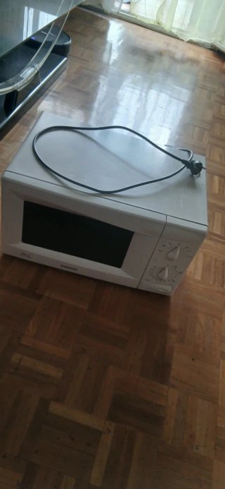 Microonde bianco