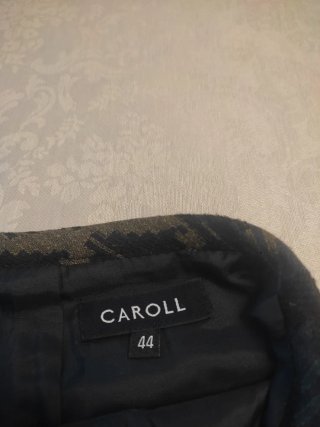 Falda corta estampada con cremallera