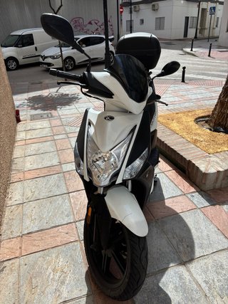 Kymco Agility City 125cc Scooter Automática