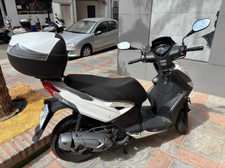 Kymco Agility City 125cc Scooter Automática