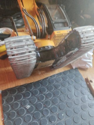 Excavadora RC Huina