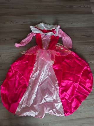 Disfraces varios talla 7 a 9