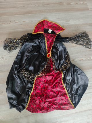 Disfraces varios talla 7 a 9