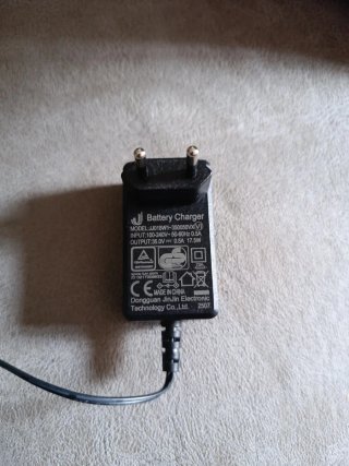 Cargador Batería Aspiradora