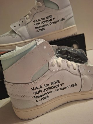 Air Jordan 1 Retro High Virgil Abloh