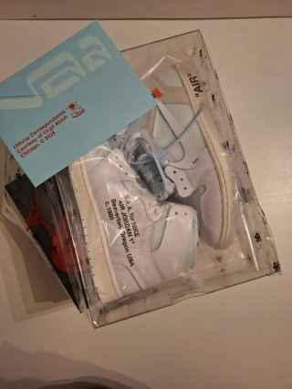 Air Jordan 1 Retro High Virgil Abloh
