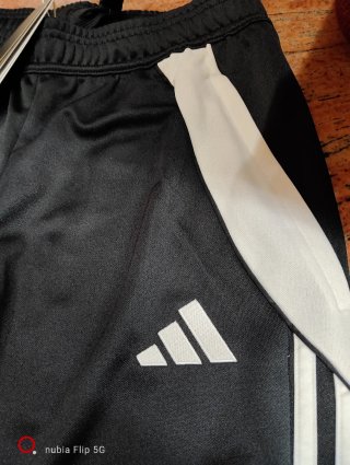 Pantalón chándal Adidas Negro y Blanco