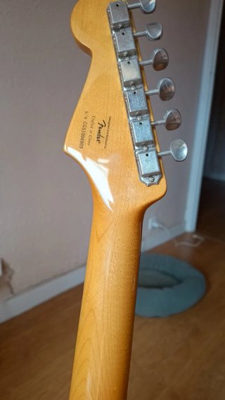 Squier Stratocaster Classic Vibe China Roja