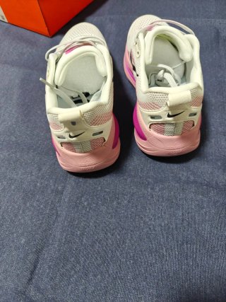 Zapatillas Nike Vomero Rosa fucsia 40