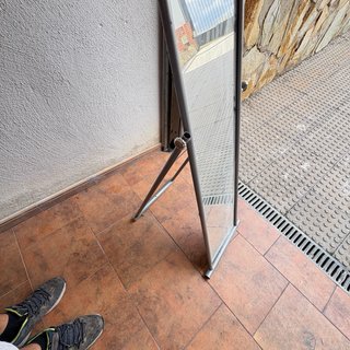 Specchio pieghevole a figura intera