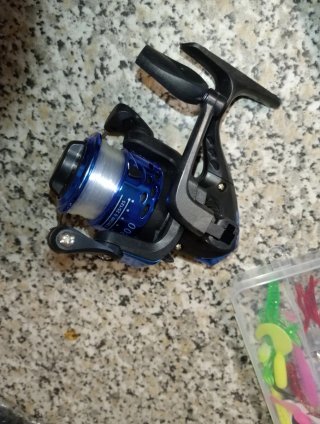 Set Caña Pesca Carrete Señuelos y Accesorios