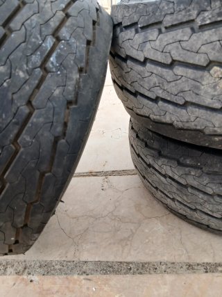 3 Ruedas de remolque 16.5/6.5R8