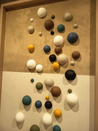 Cuadro Decorativo Bolas Piedra y Madera